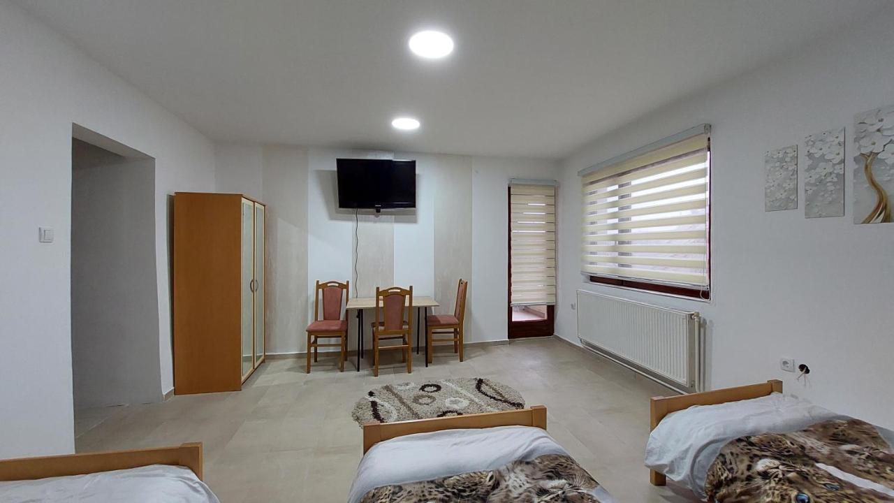 Rooms Stefan Subotica Bagian luar foto